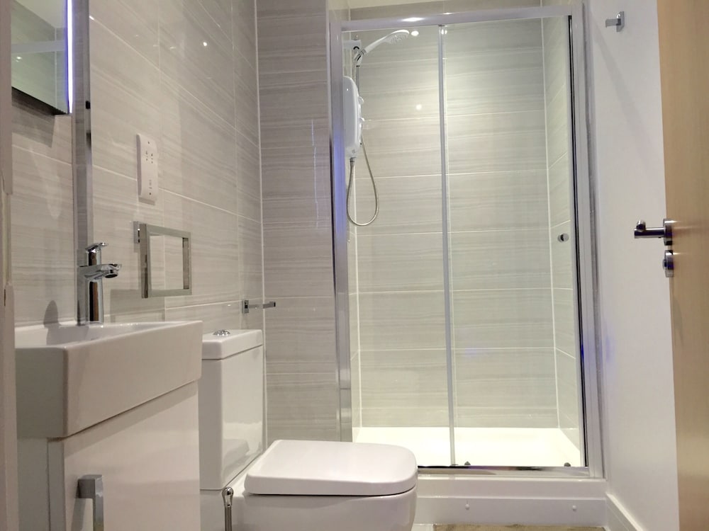 ilford tower apartments