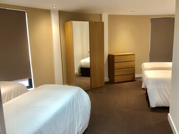 ilford tower apartments