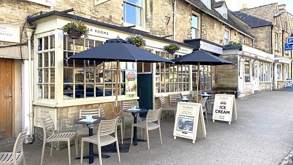 Priory Tearooms Burford With Rooms,Oxford>>Burford,3 star