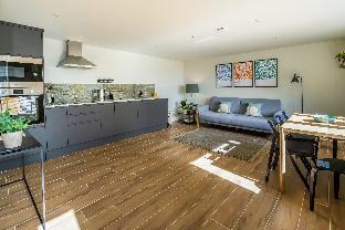 Eastfield Lodge,Near Harmby Waterfall,4 star