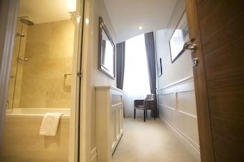 the lansbury heritage a sunday hotel canary wharf