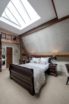 the lansbury heritage a sunday hotel canary wharf