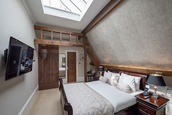 the lansbury heritage a sunday hotel canary wharf