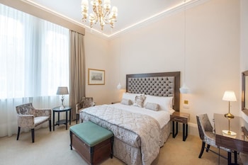 the lansbury heritage a sunday hotel canary wharf