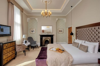 the lansbury heritage a sunday hotel canary wharf