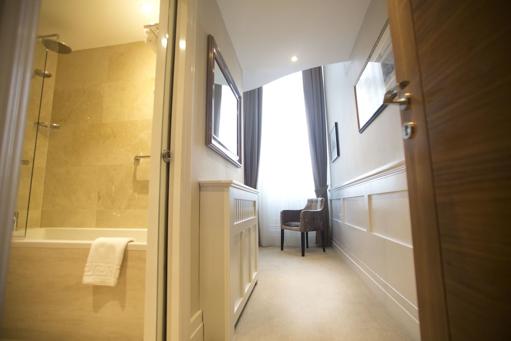 the lansbury heritage a sunday hotel canary wharf