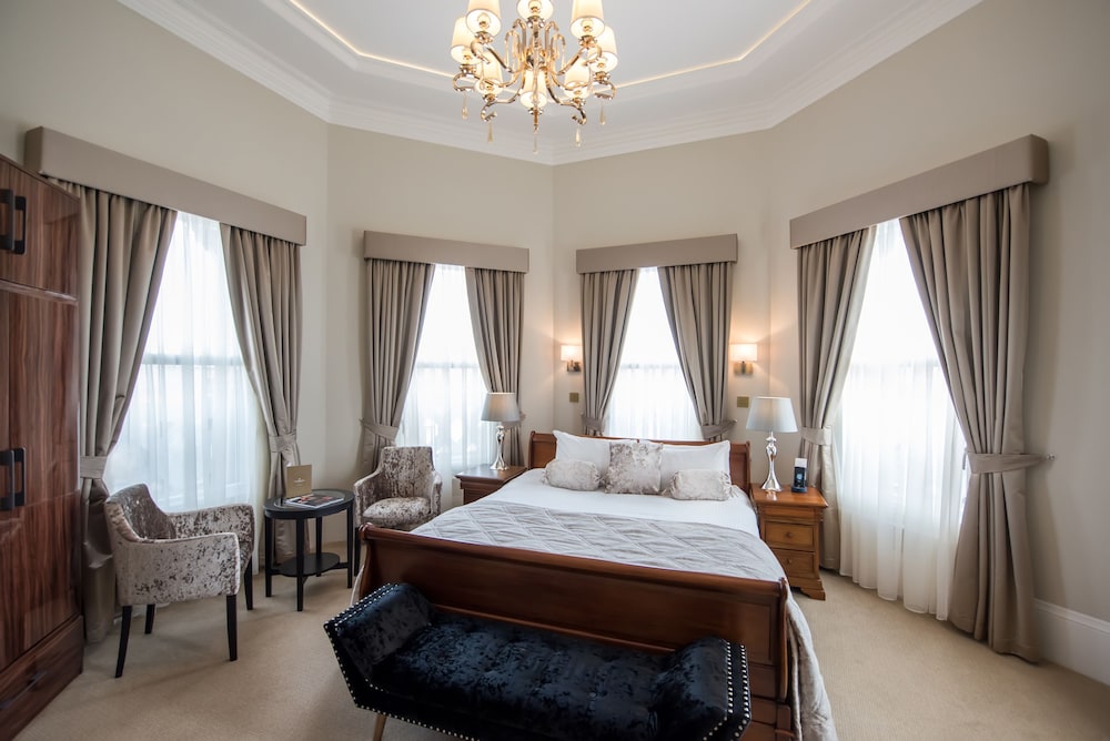 the lansbury heritage a sunday hotel canary wharf