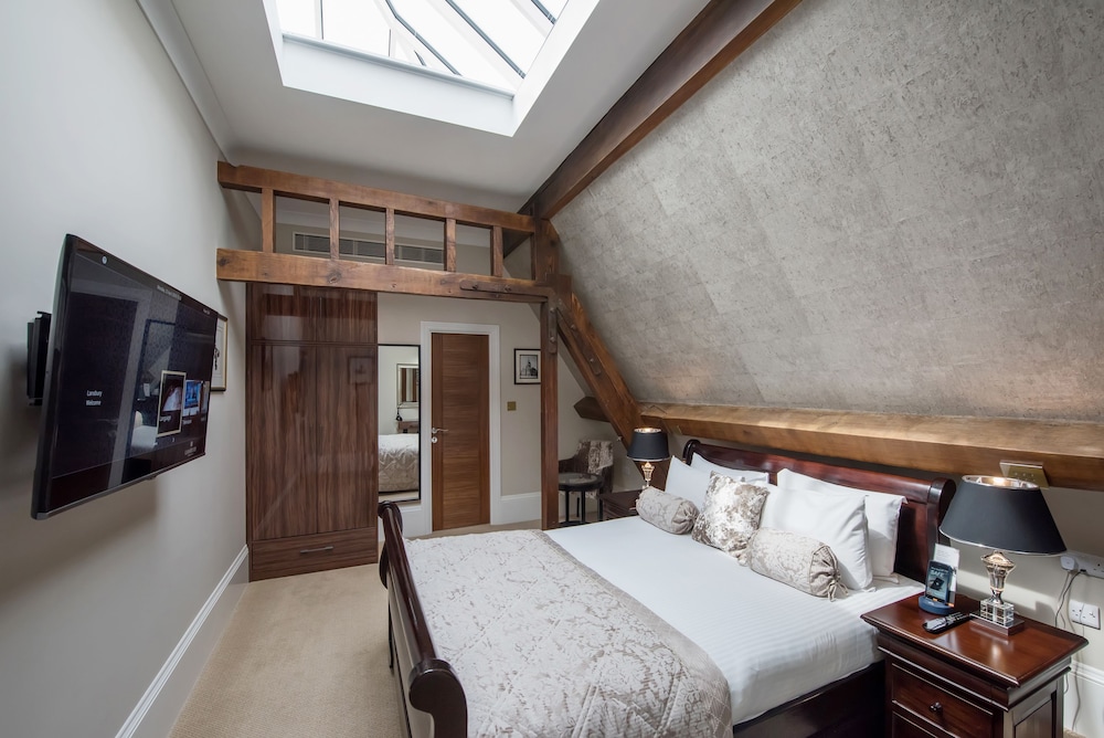 the lansbury heritage a sunday hotel canary wharf