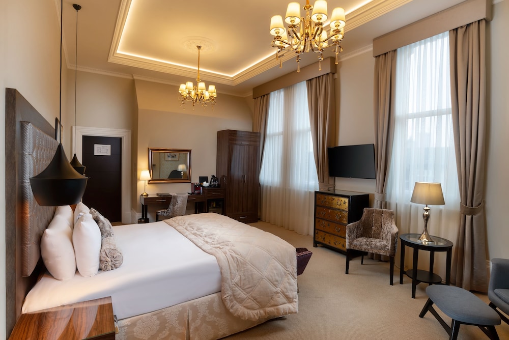 the lansbury heritage a sunday hotel canary wharf