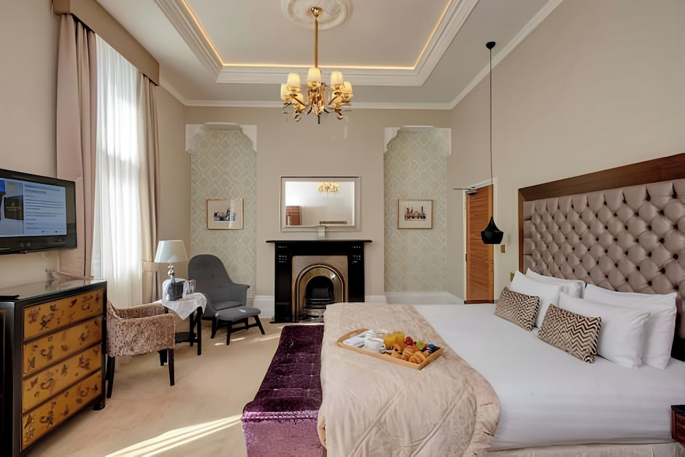 the lansbury heritage a sunday hotel canary wharf