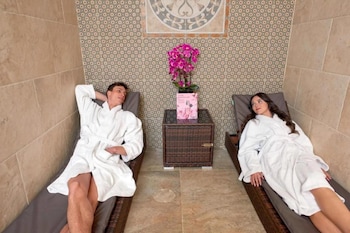 the lansbury heritage a sunday hotel canary wharf