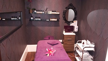 the lansbury heritage a sunday hotel canary wharf