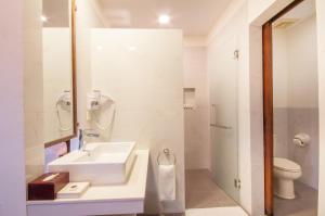 lotus blanc resort