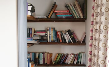 the cross at croscombe