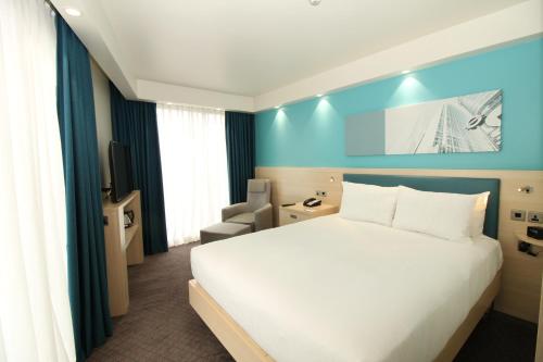 hampton by hilton london docklands