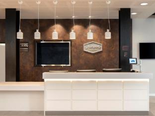 hampton by hilton london docklands