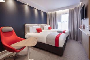 holiday inn express birmingham city centre by ihg