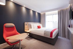 holiday inn express birmingham city centre by ihg