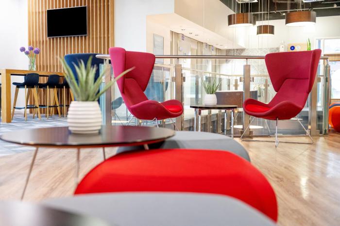 holiday inn express birmingham city centre by ihg