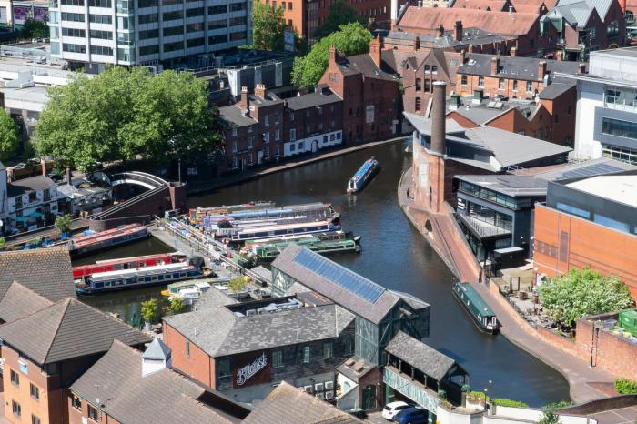 holiday inn express birmingham city centre by ihg