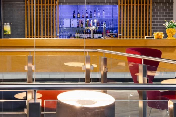 holiday inn express birmingham city centre by ihg