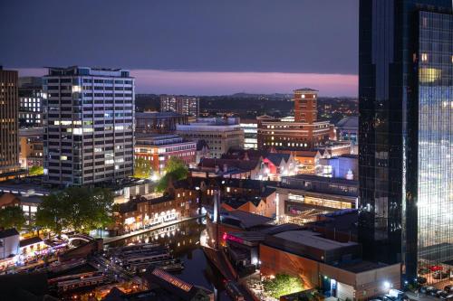 holiday inn express birmingham city centre by ihg