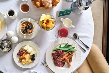 Holiday Inn Cairo Maadi By Ihg,Giza>>Cairo,5 star