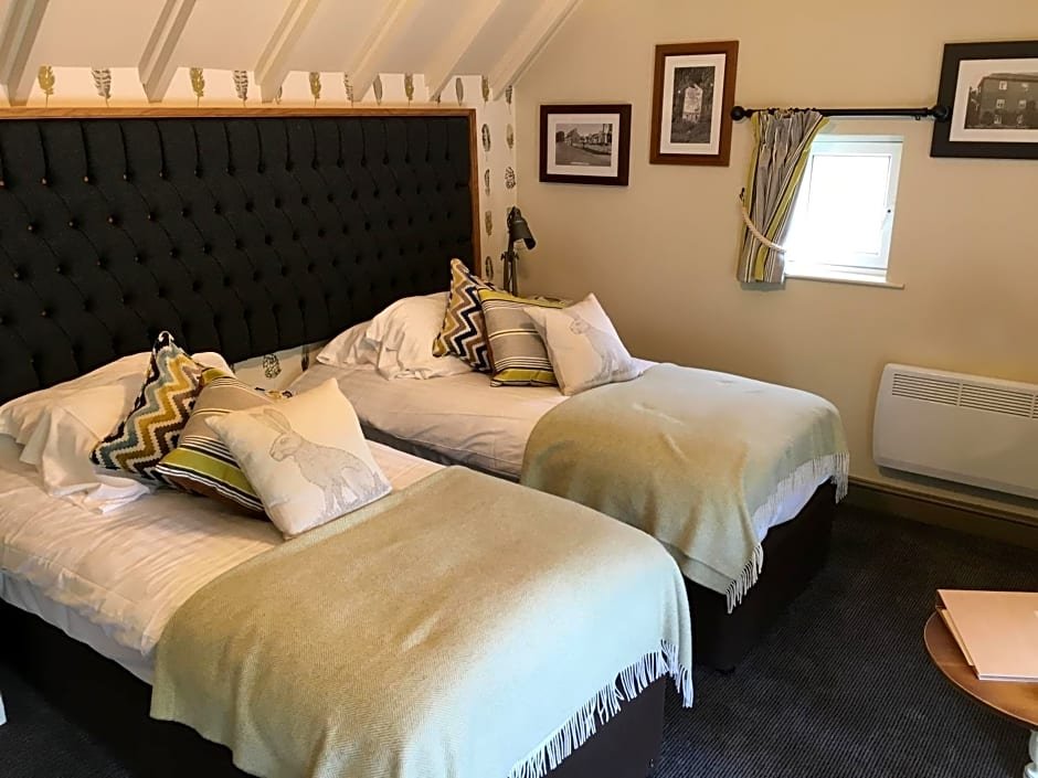 The Falcon Inn,Leicestershire>>Derby,3.5 star