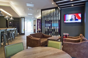 premier inn london southwark high st