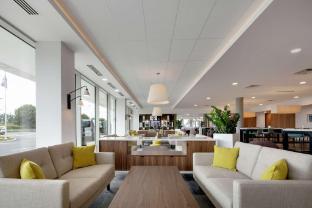 Hampton By Hilton London Stansted Airport,Cambridge>>Bishop's Stortford,3 star