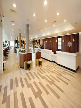 hampton by hilton london stansted airport