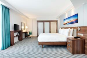 hampton by hilton london stansted airport