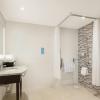 hampton by hilton london stansted airport
