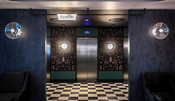 clayton hotel city of london