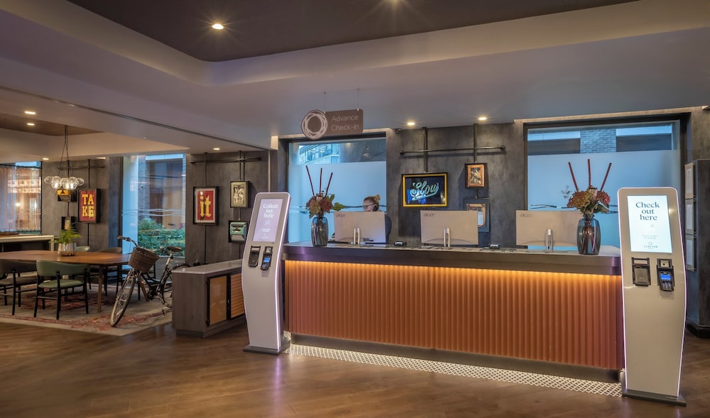 clayton hotel city of london