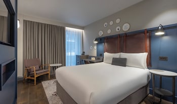 clayton hotel city of london