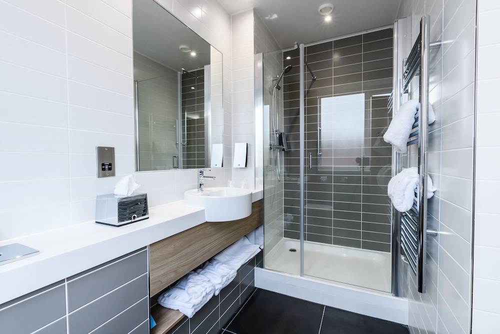 holiday inn express wigan by ihg