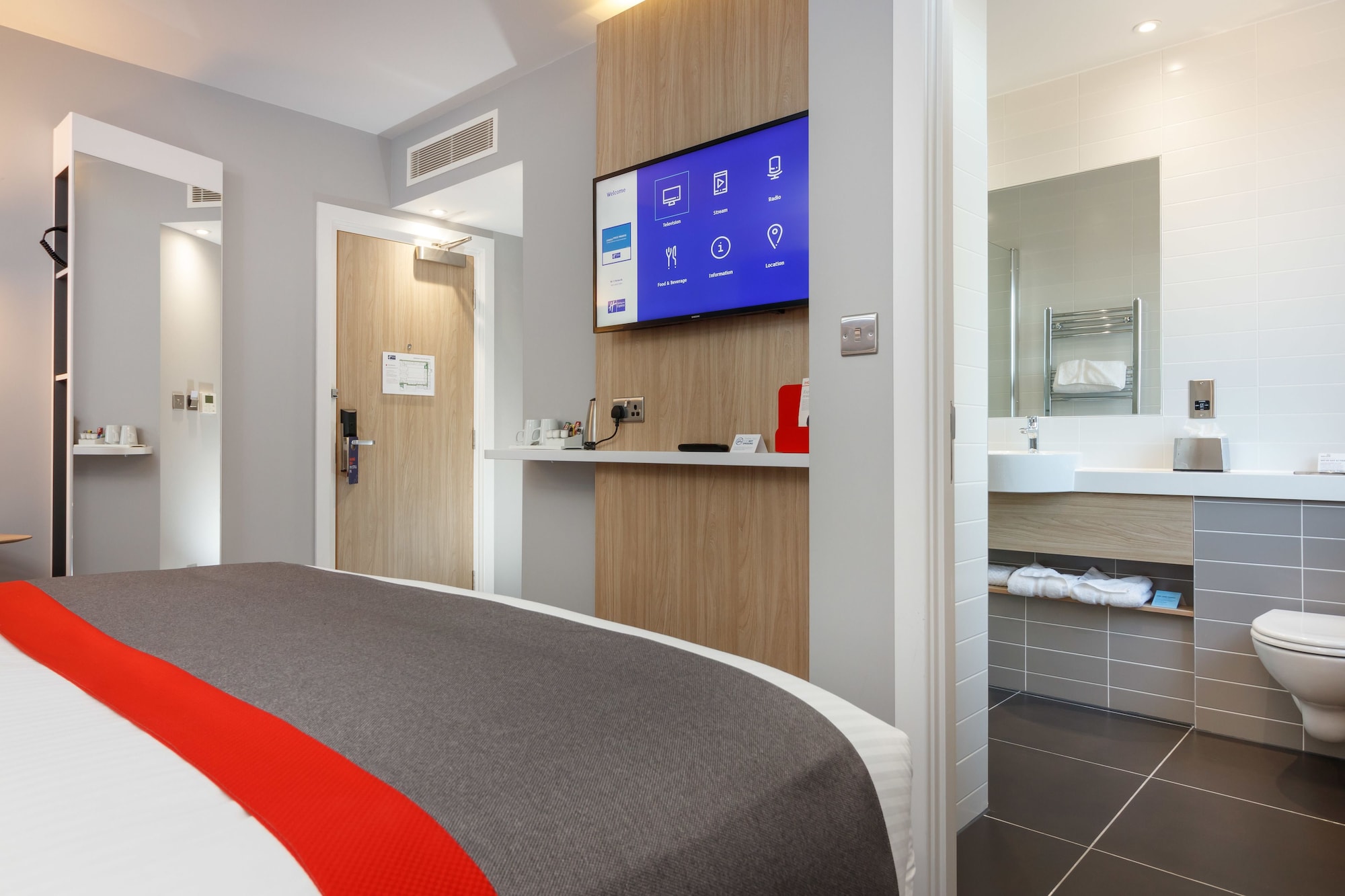 holiday inn express wigan by ihg