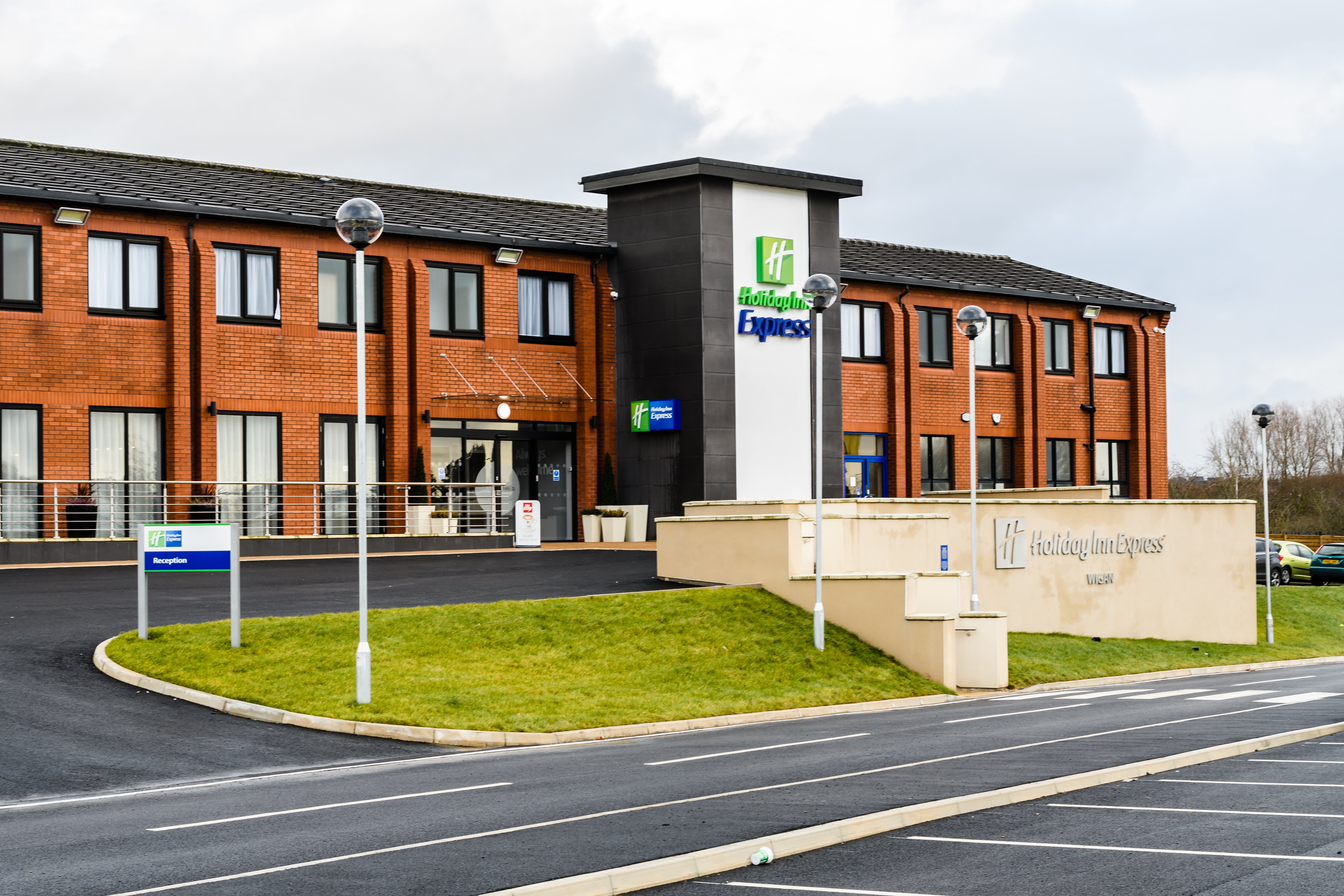 holiday inn express wigan by ihg