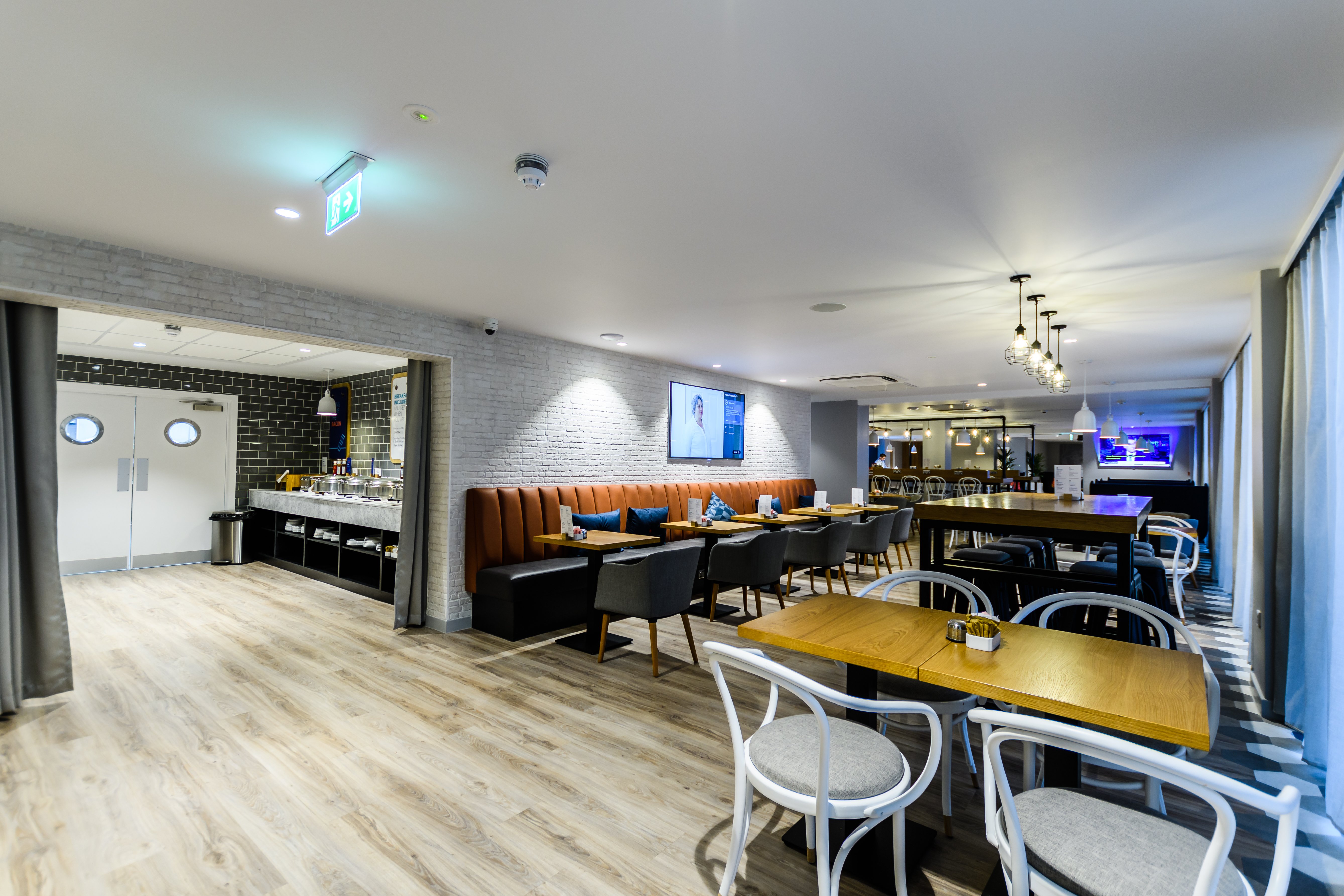 holiday inn express wigan by ihg