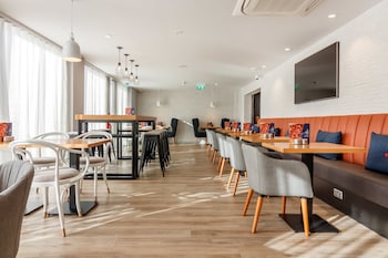 holiday inn express wigan by ihg