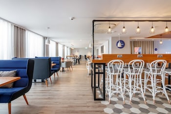 holiday inn express wigan by ihg