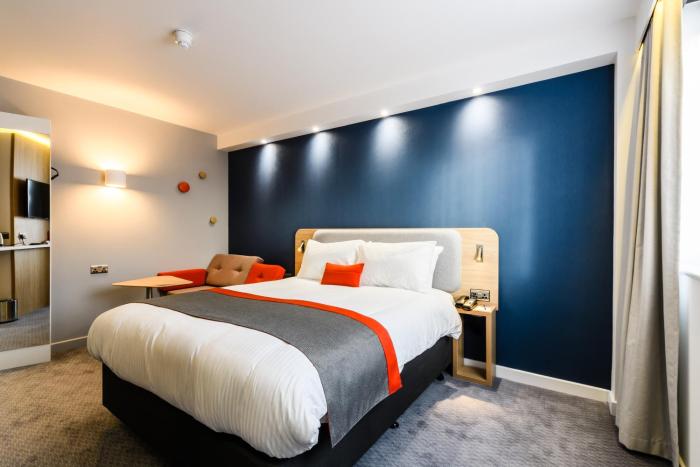 holiday inn express wigan by ihg