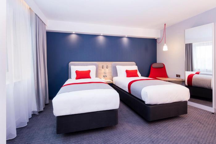 holiday inn express wigan by ihg