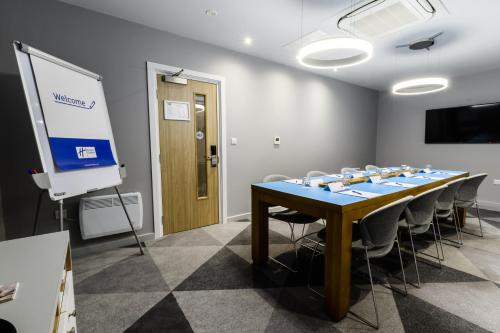 holiday inn express wigan by ihg