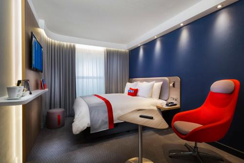 holiday inn express wigan by ihg