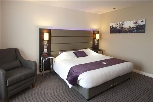 premier inn heathrow airport terminal 4