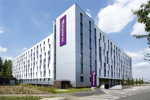 premier inn heathrow airport terminal 4