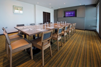 premier inn heathrow airport terminal 4
