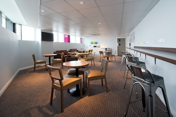 premier inn heathrow airport terminal 4